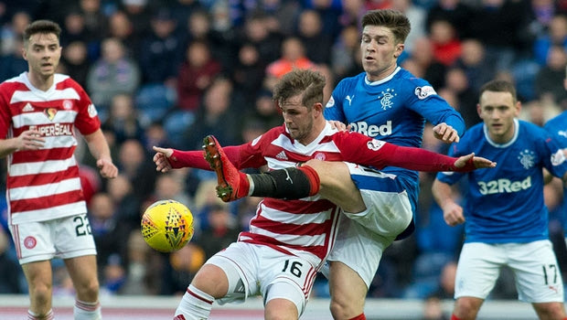 Μεγάλη νίκη της Χάμιλτον στο “Ibrox”