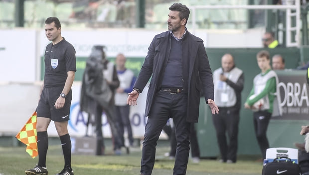 Η απογοήτευση στο βλέμμα του Ουζουνίδη
