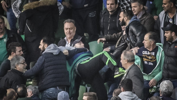 Ξύλο στα επίσημα της Λεωφόρου