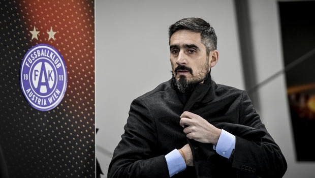 Λυμπερόπουλος: “Ευλογημένος που δουλεύω στην ΑΕΚ”