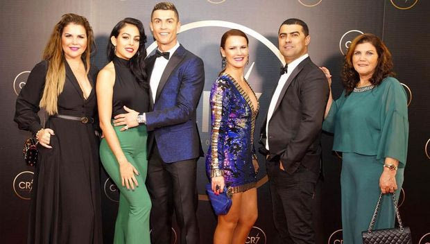 Ο Ρονάλντο αποχαιρέτησε το 2017 με το “γκαλά CR7”