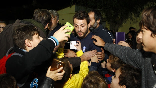 Χαμός για Ντάνο: “Έλα στο λαό σου”