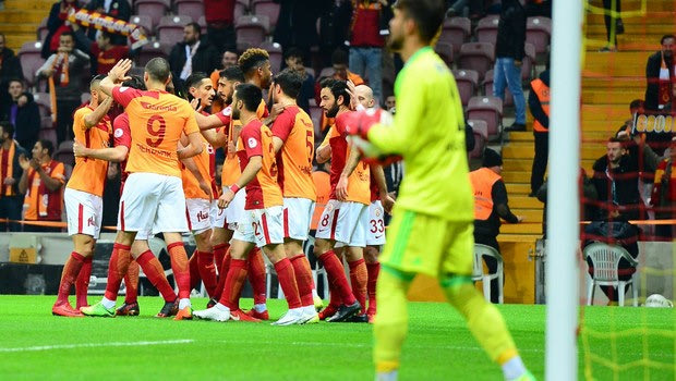 Μισή πρόκριση για Γαλατάσαραϊ