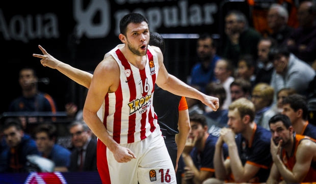 Ο ηγέτης “Παπ” και τι λέει το 8-2