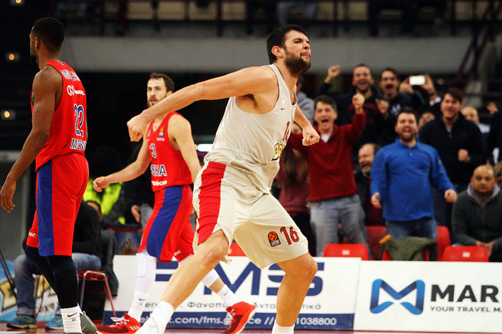 Παπανικολάου: “Από εκεί αντλεί δύναμη ο Ολυμπιακός”