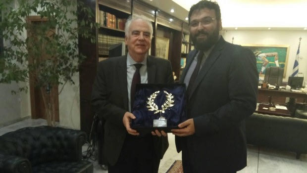 Συνάντηση Βασιλειάδη με τον πρόεδρο των ΕΛΠΕ και τον πρόεδρο της ΔΕΜΑ