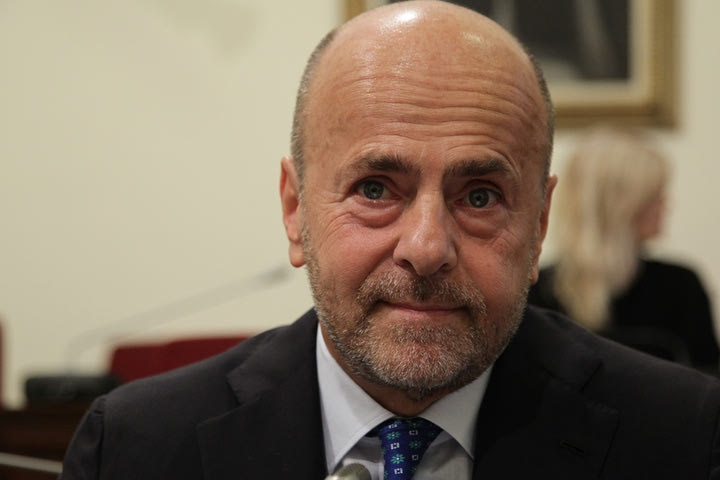 Στα άκρα: Οπαδοί του Παναθηναϊκού στο σπίτι του Αλαφούζου