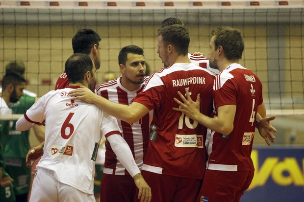 Εύκολα ο Ολυμπιακός, 3-0 σετ τον Παναθηναϊκό