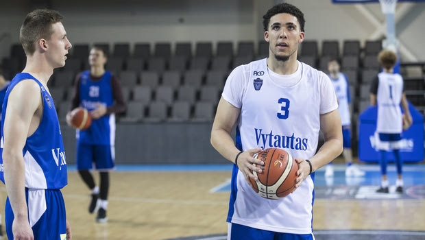 Στους 72 πόντους σταμάτησε ο LiAngelo Ball σε ματς της Βιτάουτας!