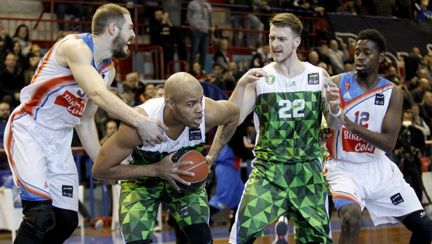 Συνεχίζει να ελπίζει ο Πανιώνιος, 74-66 τον Γυμναστικό