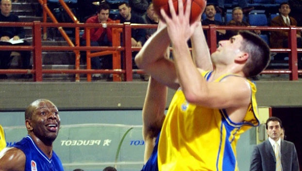 Περιστέρι-Ηρακλής σε… στυλ ρετρό