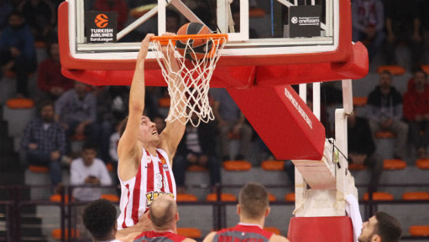 Πάλι πρώτος ο Ολυμπιακός, 87-80 τη Μιλάνο