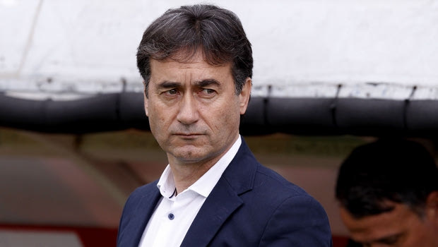 Χατζηνικολάου: “Δεχόμαστε γκολ και έρχεται… κατάρρευση”