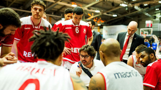 “Σφαλιάρα” στην Μπάμπεργκ από την Ιένα