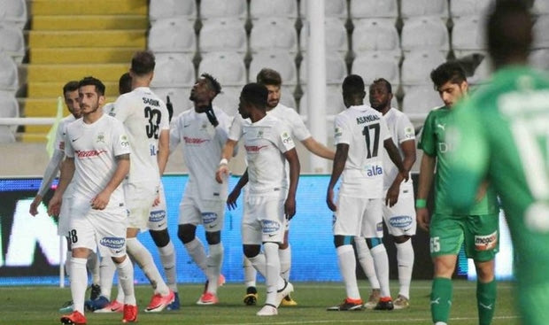 Στα play-offs με -19 η Ομόνοια
