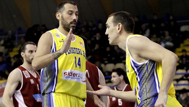 Στην Ούνικς με τον Πρίφτη ο Σίμτσακ