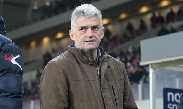 Τσιώλης: “Δεν μπορείς να θεωρήσεις τελειωμένο τον Ολυμπιακό”
