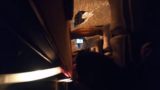 VIDEO: Η επίθεση Ουκρανών στο πούλμαν φίλων της ΑΕΚ