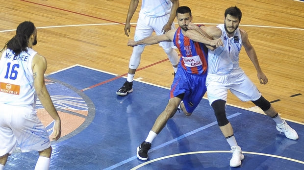 Το photostory της σύρραξης στο Κύμη – Πανιώνιος
