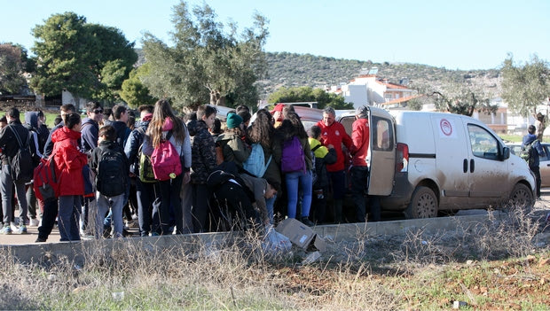 Συνεχίζει να στηρίζει τους κατοίκους της Μάνδρας ο Ολυμπιακός