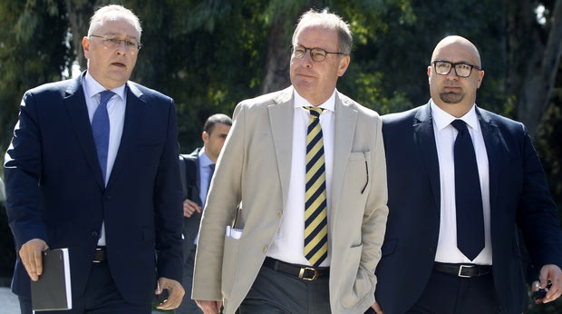 Επίσημο: Εισηγήθηκε Grexit ο Χούμπελ!