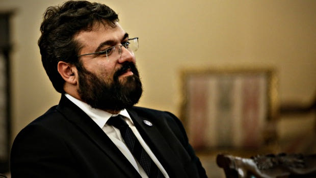 Ψηφοφορία τέλος: O κόσμος λέει “όχι” στην διακοπή!
