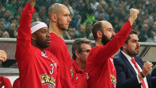 Μπράουν και Τιλί δηλώθηκαν στη Stoiximan.gr Basket League