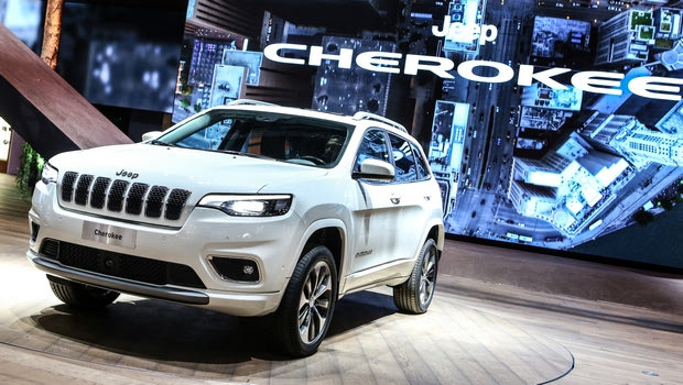 Νέα Jeep Wrangler & Cherokee