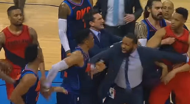 Σύρραξη στο Blazers-Thunder!