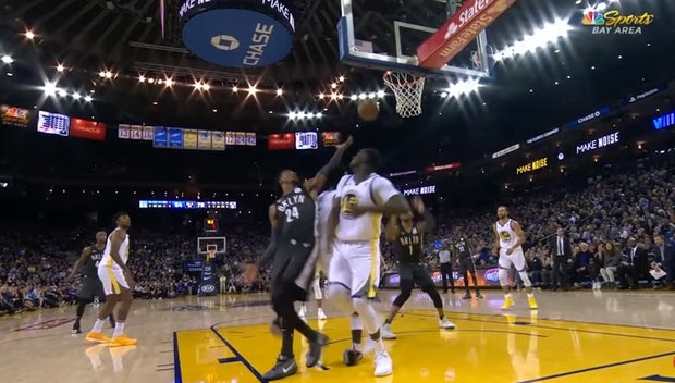 Βαρύ διάστρεμμα και… ανατριχίλα για τον Bell των Warriors