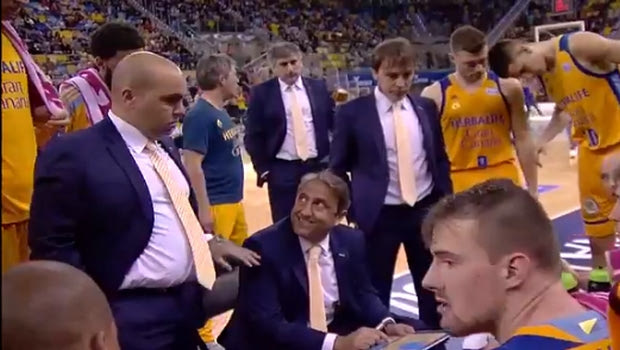Μετέφραζε τα ισπανικά σε ισπανόφωνους