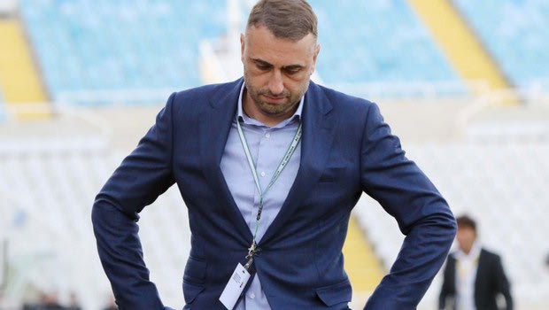 Διακοπή συμβολαίου και νομικά μέτρα σε Πέτεφ