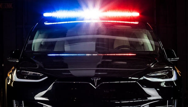 Ένα Tesla Model X περιπολικό…