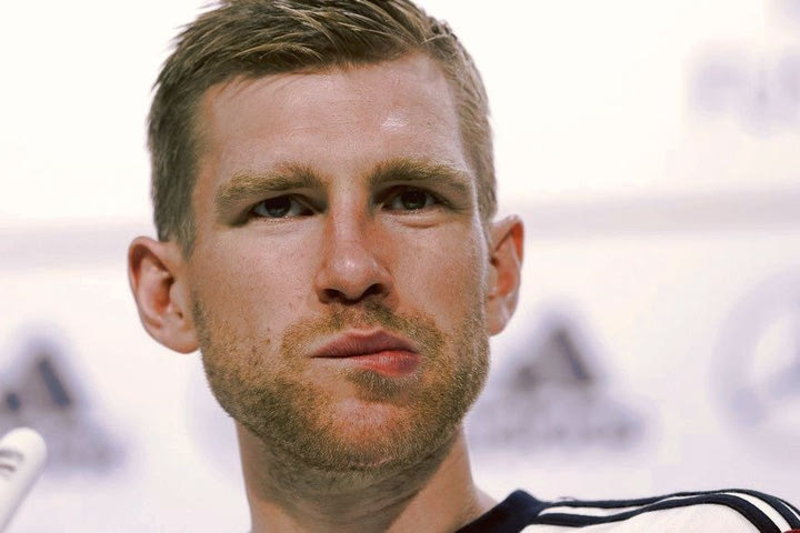 O Per Mertesacker δεν έπρεπε να δείχνει αδυναμία