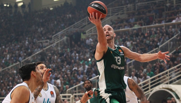 Ρεκόρ καριέρας και Playoffs σε τρεις περιόδους ο Καλάθης!