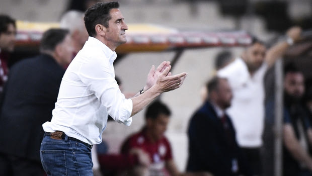 Χιμένεθ: “Εσείς απαντάτε στο γήπεδο”