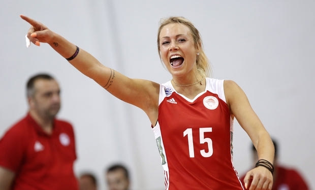 Με τη Χίπε οδηγό ο Ολυμπιακός επιβλήθηκε με 3-0 επί του Άρη