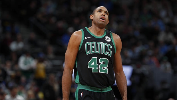 Εξώφθαλμα εκπρόθεσμη επίθεση των Celtics έφερε… μουρμούρες στο Milwaukee