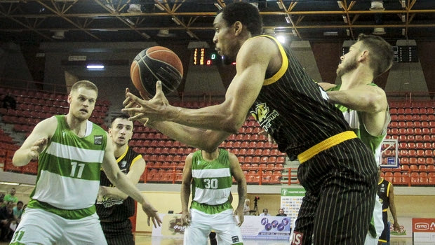 Σοβαρή και συγκεντρωμένη η ΑΕΚ, 86-75 τον ΓΣΛ/Φάρο