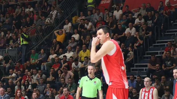 Αποχωρεί από τον Ερυθρό Αστέρα ο Μπιέλιτσα