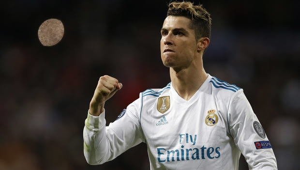 Με Ρονάλντο το εξώφυλλο του FIFA19