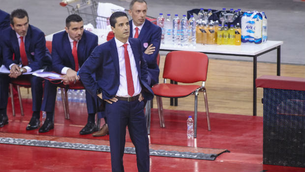 Σφαιρόπουλος: “Ελπίζω να μην επηρεάσει πάλι την διαιτησία ο Γιασικεβίτσιους”