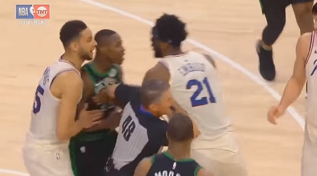 Ήρθαν στα χέρια Embiid και Rozier!