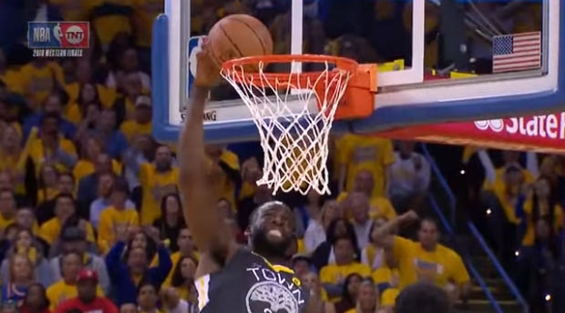Πήγε να καρφώσει και τα έκανε… μαντάρα ο Draymond Green!