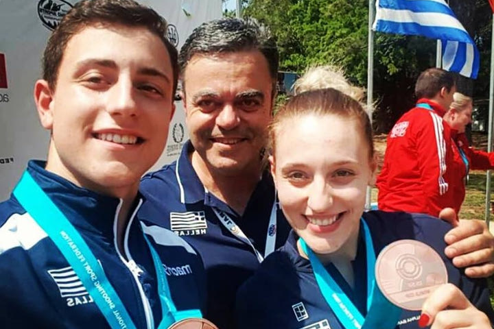 Σκοποβολή: Στο Πεκίνο για το Παγκόσμιο Κύπελλο η οικογένεια Κορακάκη
