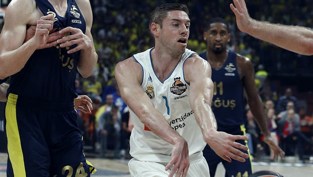 Τα… προφητικά παπούτσια του Κοζέρ για το Final Four
