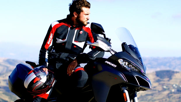 “Πάρε κόσμε” από την Ducati