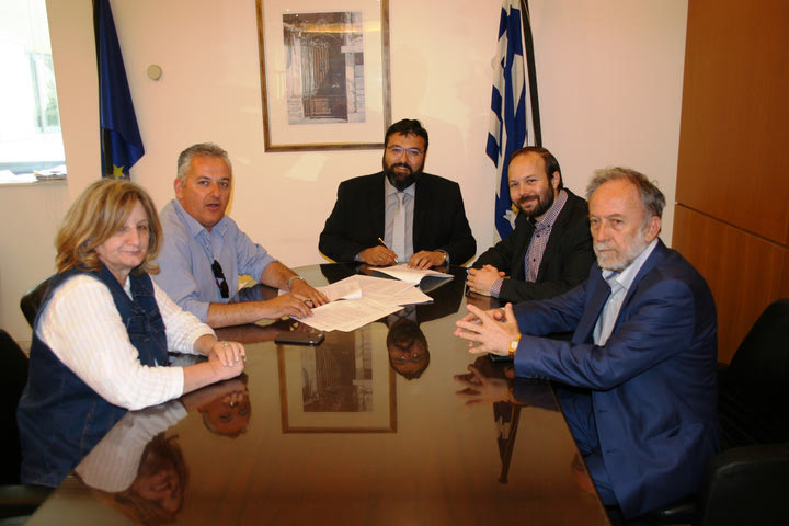 Υπογραφή Προγραμματικής Σύμβασης με τον Δήμαρχο Βέλου – Βόχας