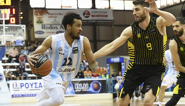 Νίκησε τον Αρη και πάει playoffs ο Κολοσσός