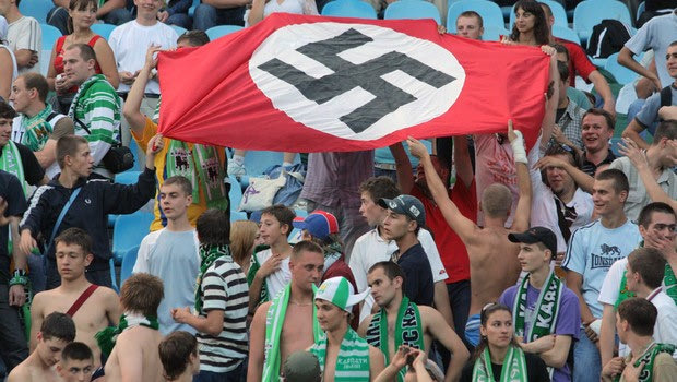 Παιδιά με σβάστικες και ναζιστικούς χαιρετισμούς στον τελικό κυπέλλου Βουλγαρίας